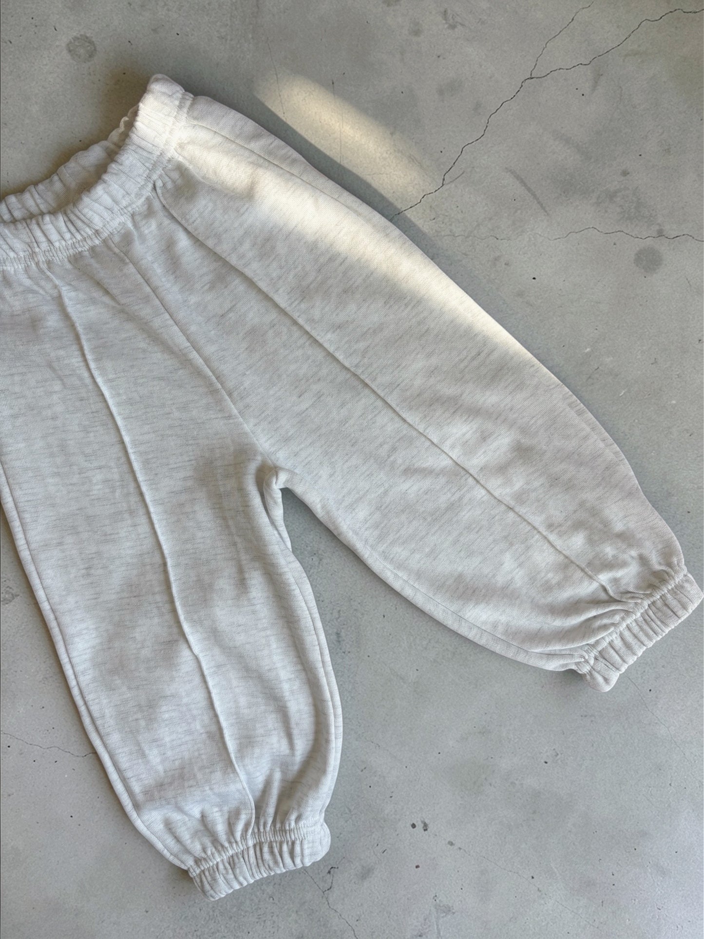 jogger Luna