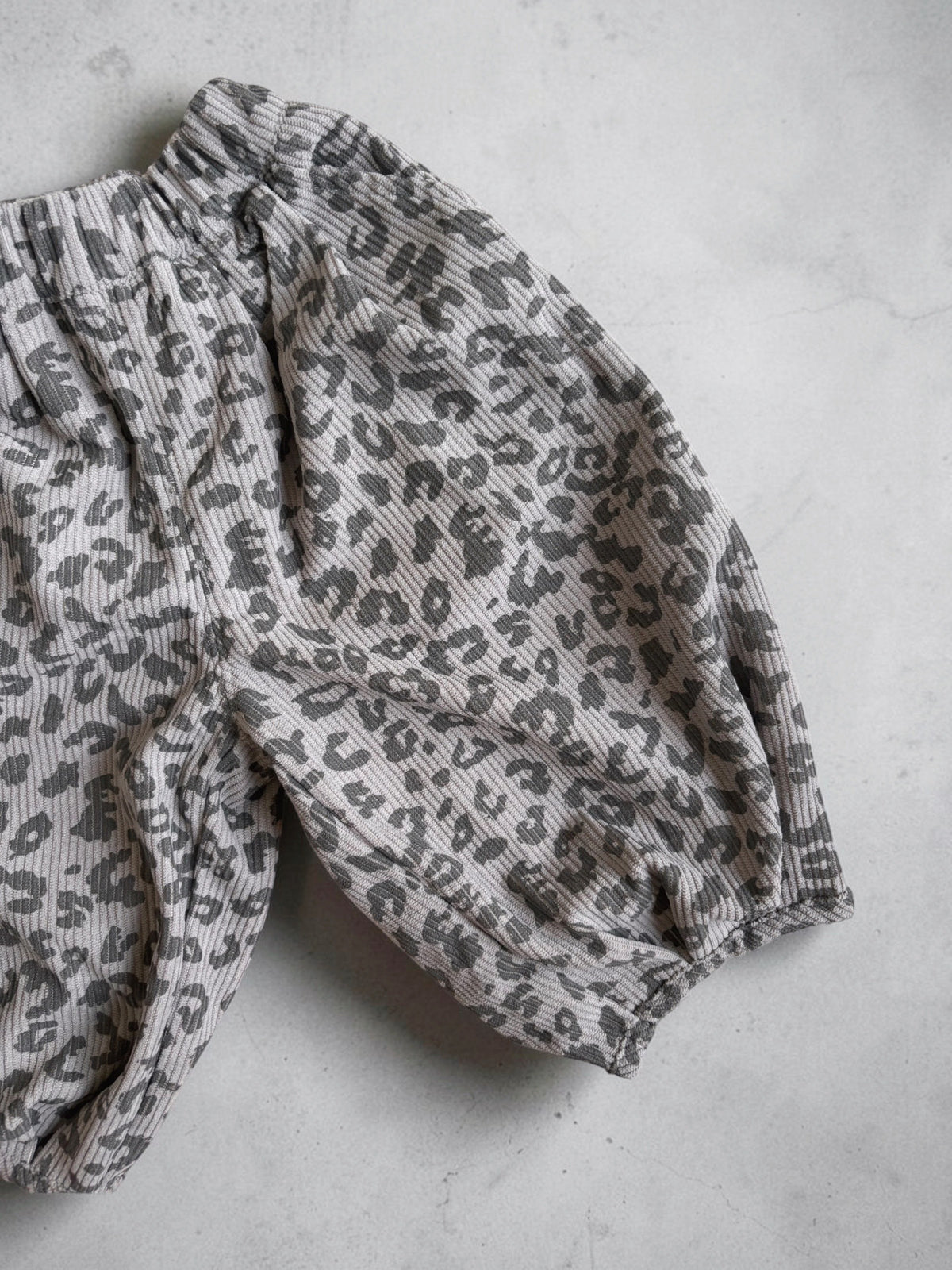 pantalone Leo